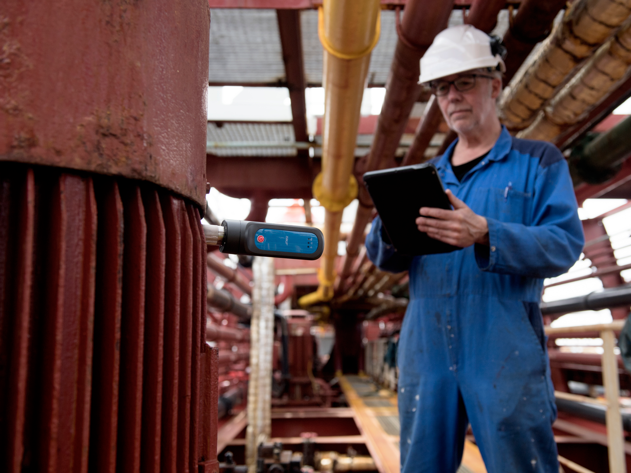 condition monitoring data collecting on pump